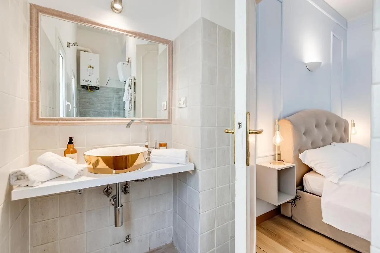 Via Del Corso Charme Apartment Rome
